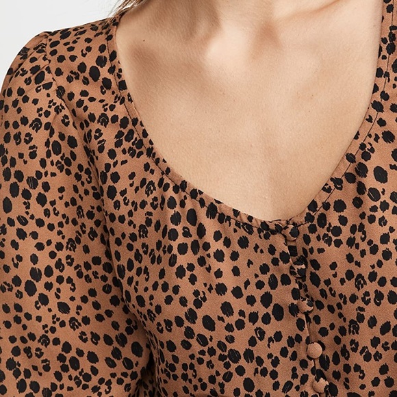 BB Dakota Cheetah Print Puff Sleeve Top - Picture 6 of 8
